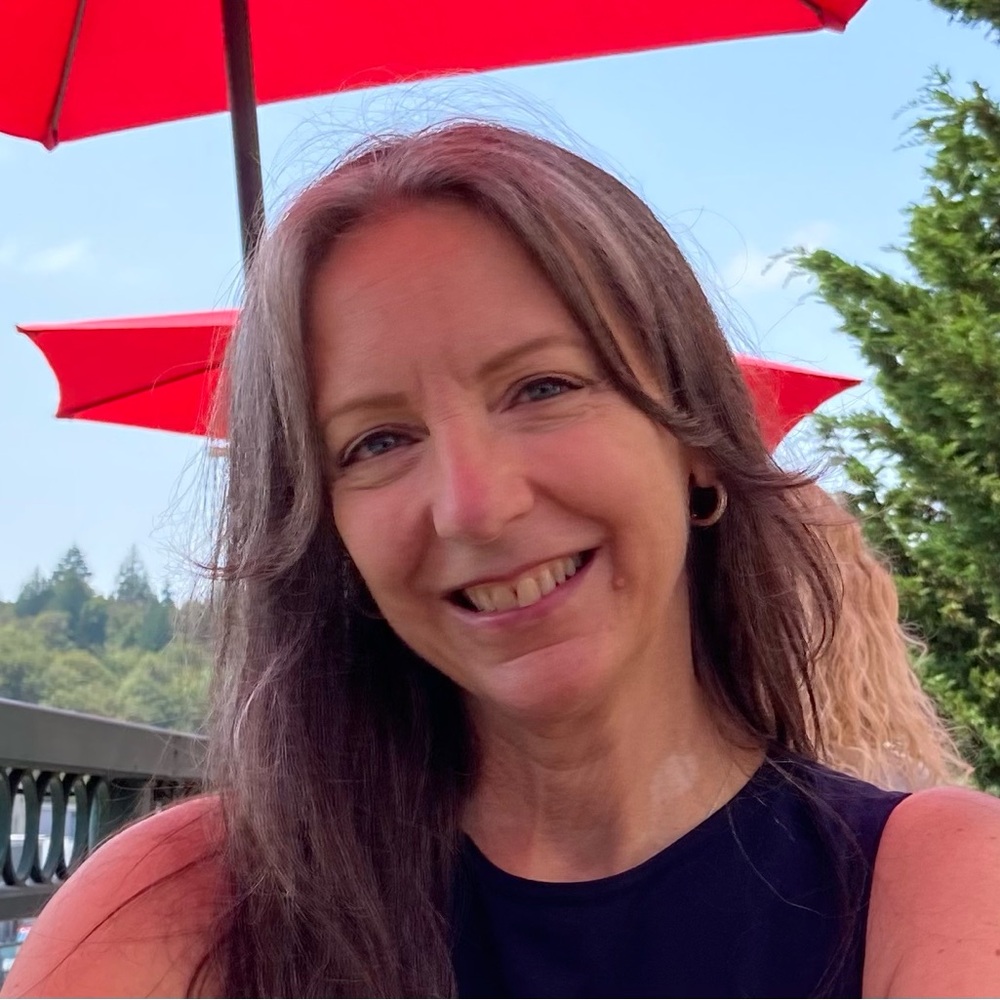 Meet your Posher, Traci